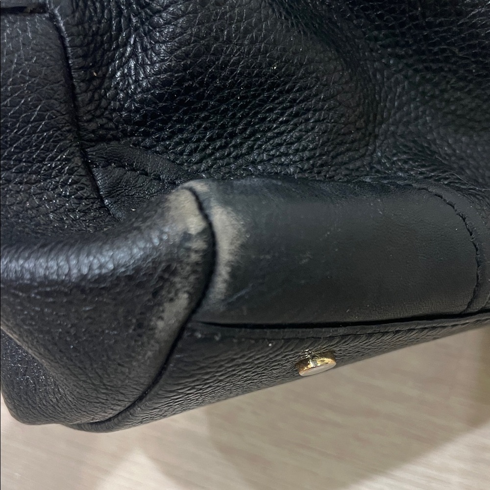 Mazzini Black Leather Handbag - Picture 10 of 13